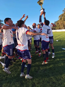 FERROCARRIL SUD. FESTEJO CON COPA. 13-09-2026.